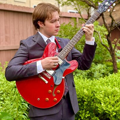 Davis E Guitar, Bass Guitar, Piano, Drums instructor Pearland TX